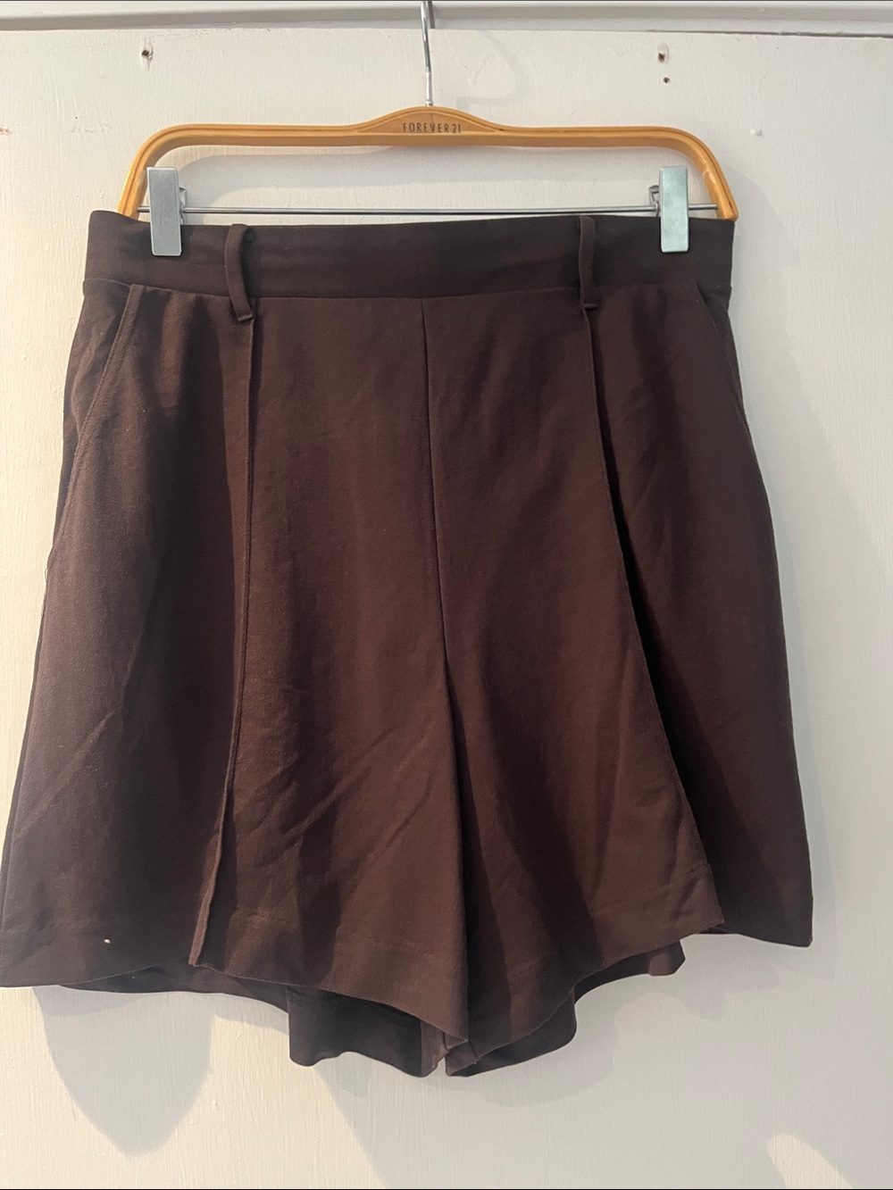 H&M Brown Pleated High-Waist Skort